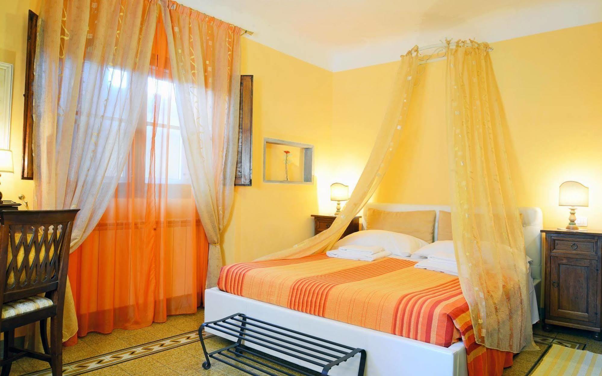 Hotel Sani Tourist House Florencie Exteriér fotografie