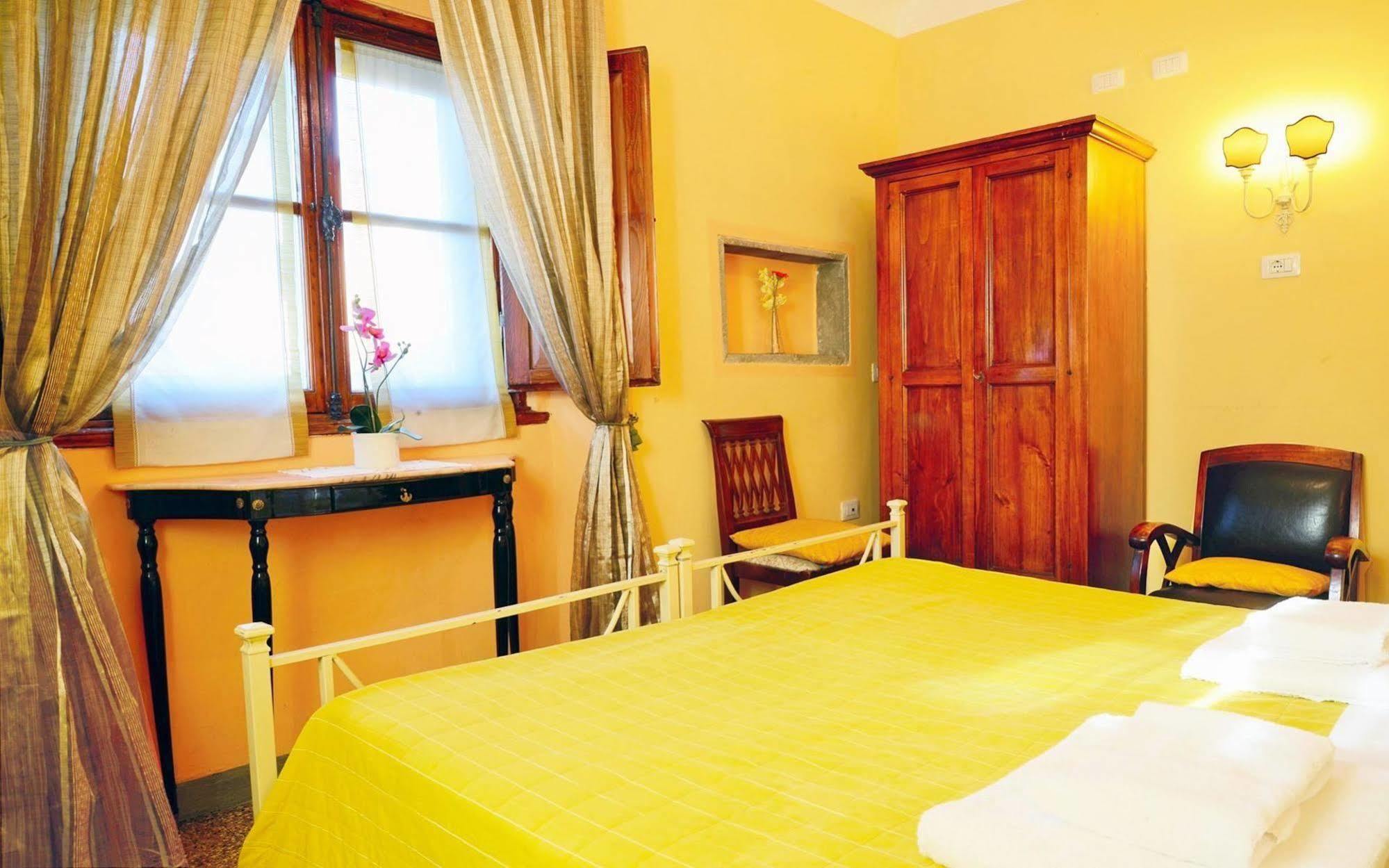 Hotel Sani Tourist House Florencie Exteriér fotografie